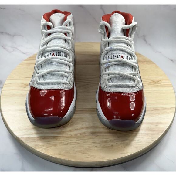 Nike Jordan 11 Retro 'Cherry' 2022 (GS) Size 7Y 8.5W Red White Shoes - Picture 6 of 13